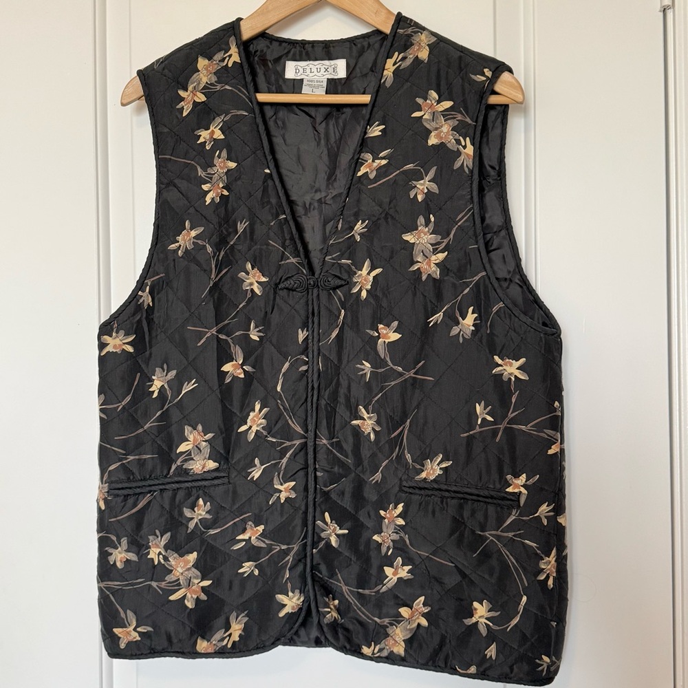 Deluxe Black Quilted 100% Silk Floral Vest with front pockets, large
